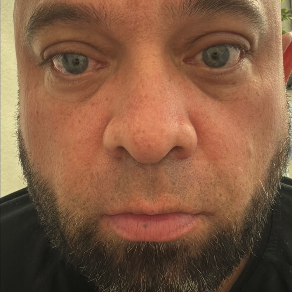 Meet your Posher, Andres